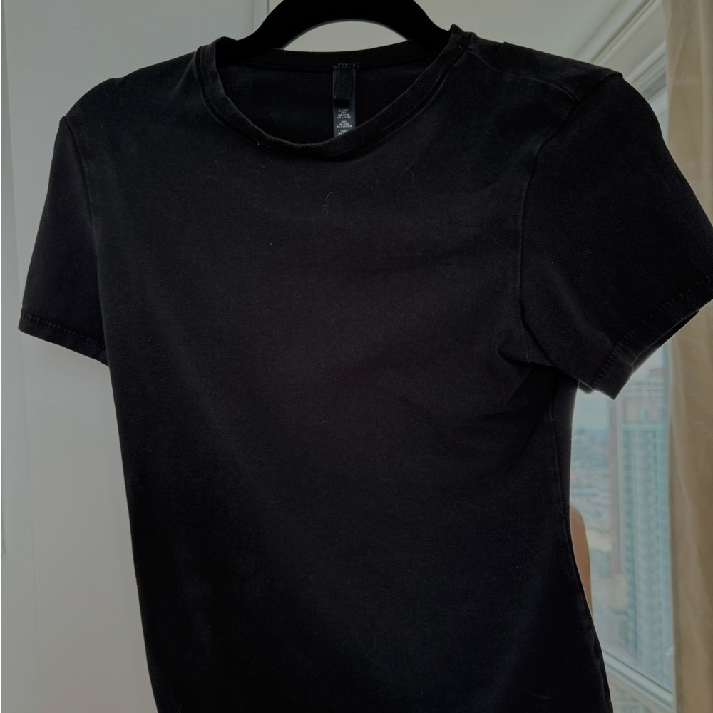 SKIMS Black Short Sleeve Tee